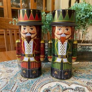 Bonnie & Pop New York Royal Guard tins Green & Red 9.5” tall